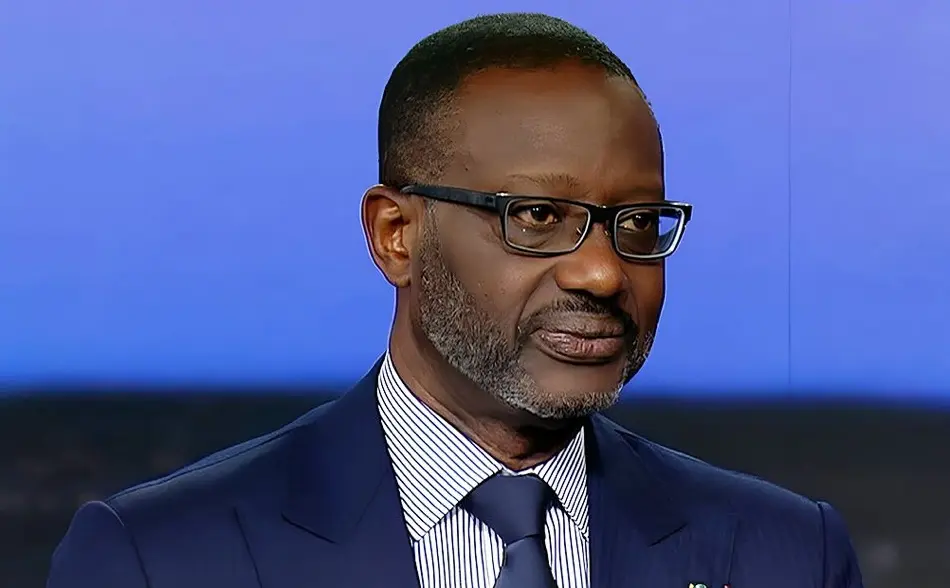 Privé de passeport, Tidjane Thiam est interdit de Côte d’Ivoire